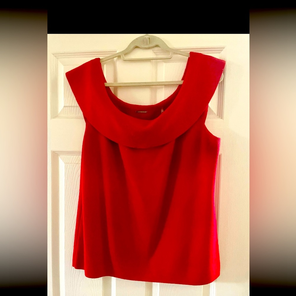 Elie Tahari Red Sleeveless Sweater